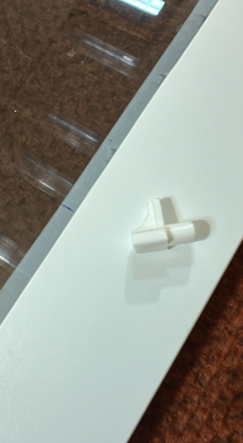 Plastik Beyaz Raf Pimi (6 mm)